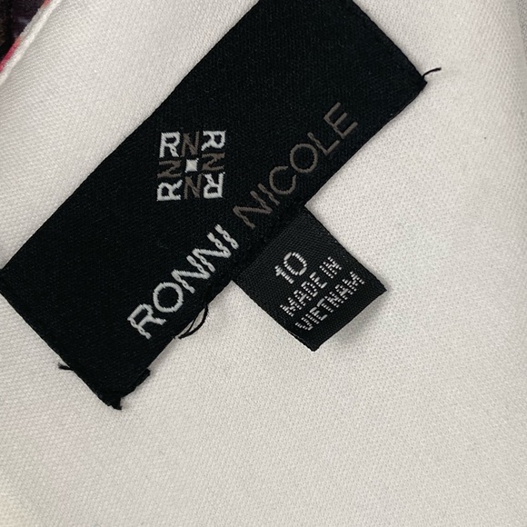 RONNI NICOLE Dress. - Picture 5 of 6